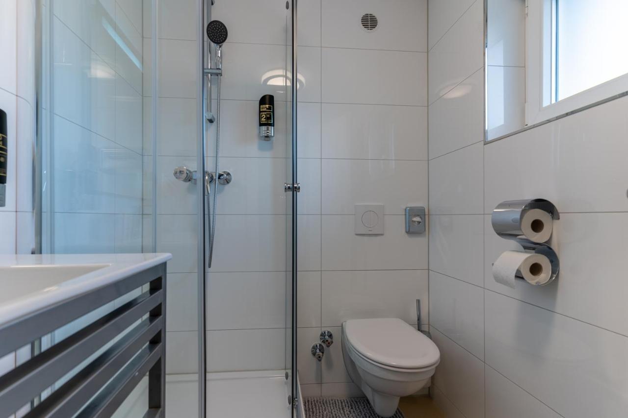 Hotel Myrsini Kirchentellinsfurt 외부 사진