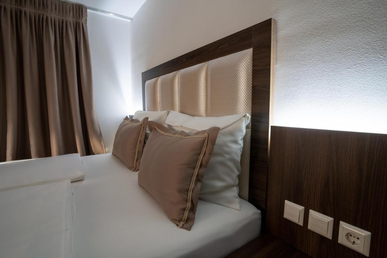 Hotel Myrsini Kirchentellinsfurt 외부 사진