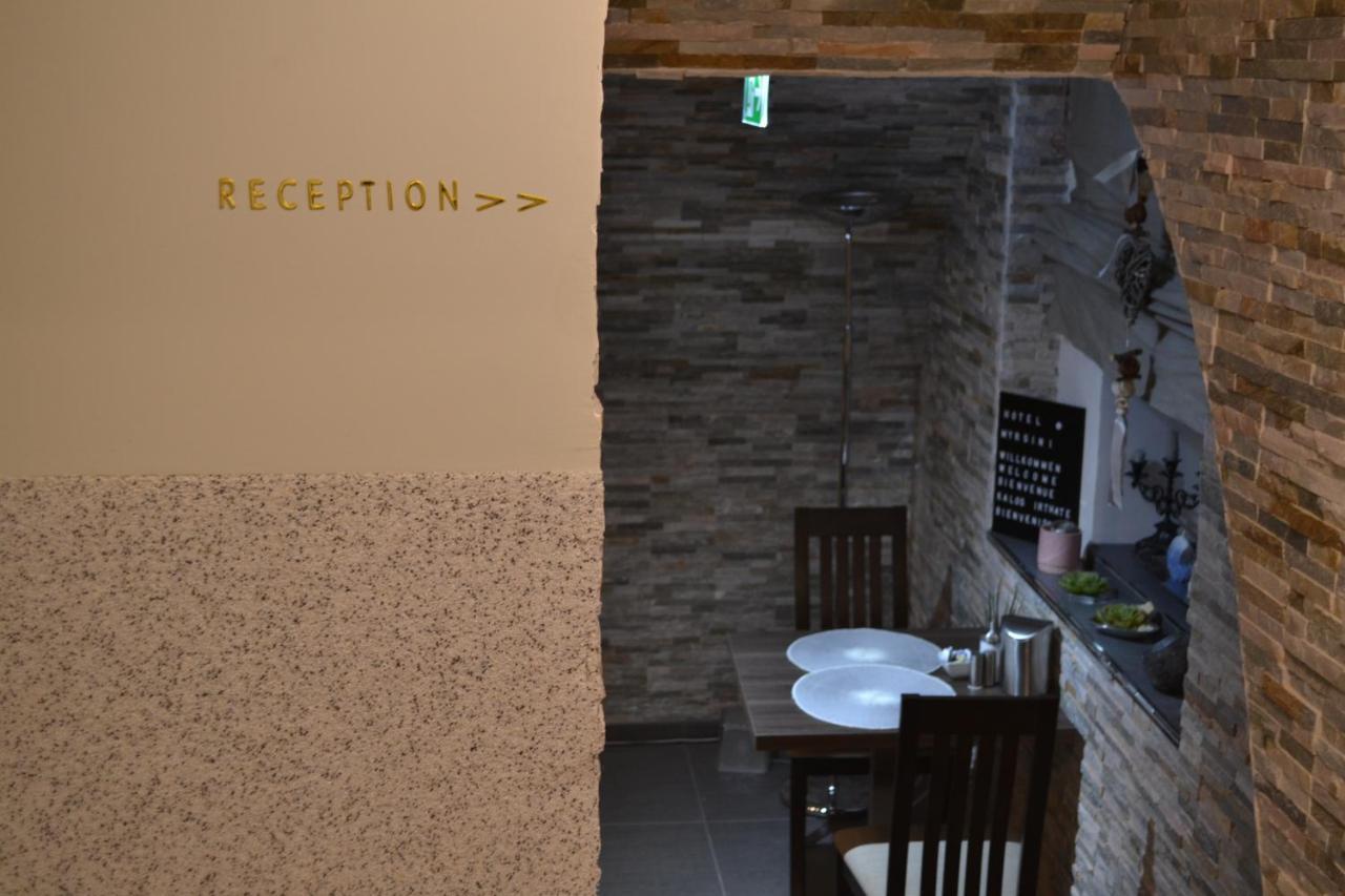 Hotel Myrsini Kirchentellinsfurt 외부 사진